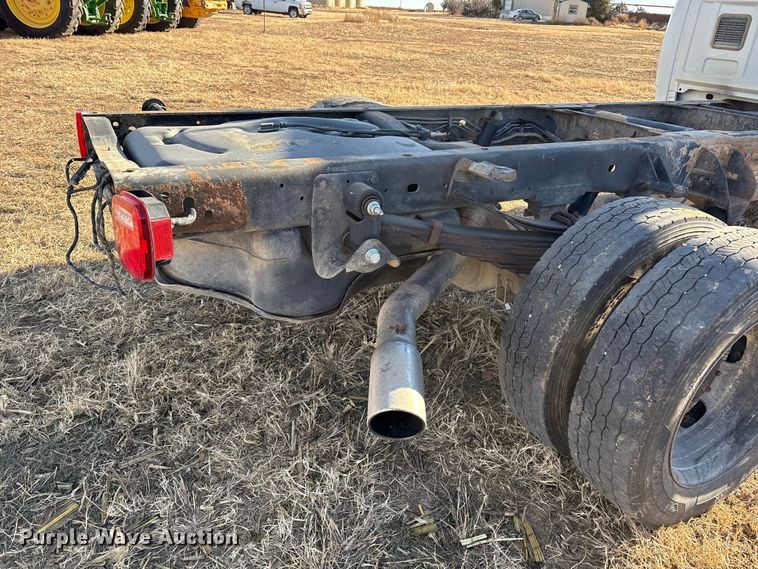 image for item EU4734 2011 Dodge Ram 4500 truck cab and chassis