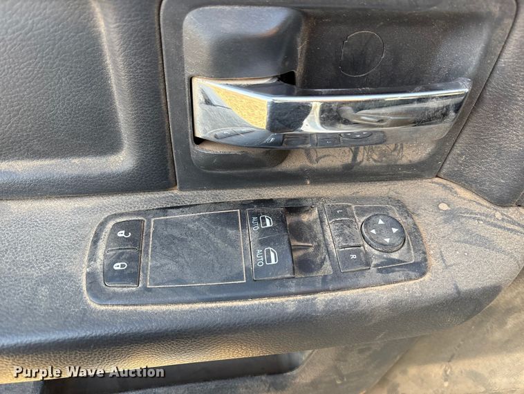 image for item EU4734 2011 Dodge Ram 4500 truck cab and chassis