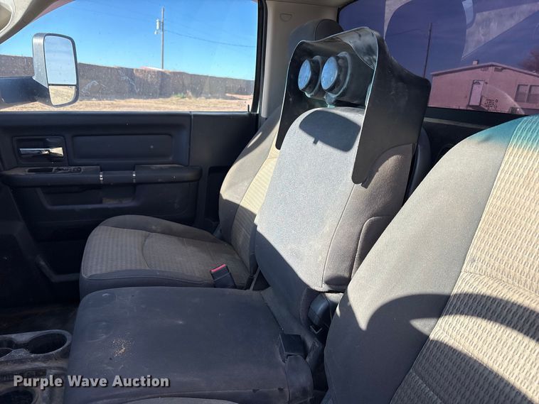 image for item EU4734 2011 Dodge Ram 4500 truck cab and chassis