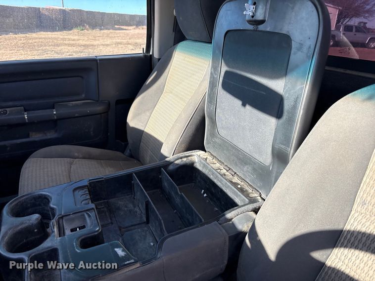 image for item EU4734 2011 Dodge Ram 4500 truck cab and chassis