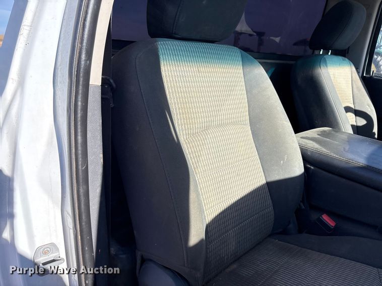 image for item EU4734 2011 Dodge Ram 4500 truck cab and chassis