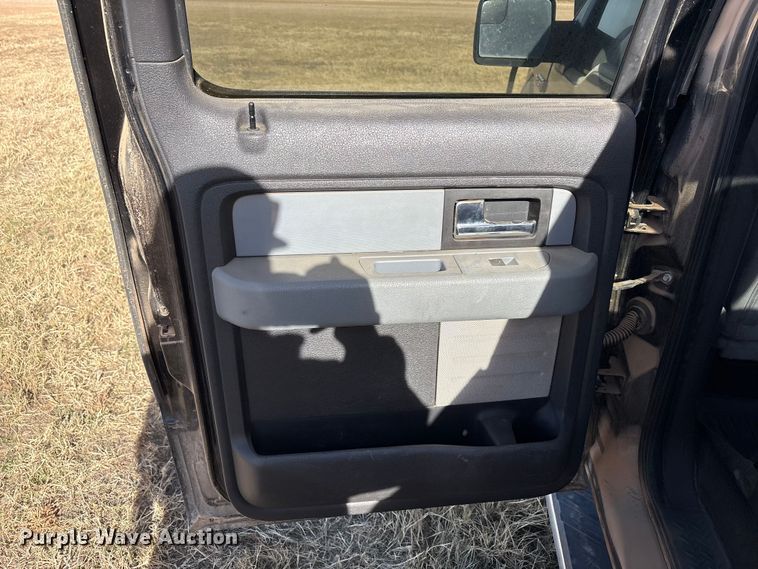 image for item EU4735 2014 Ford F150 SuperCrew pickup truck