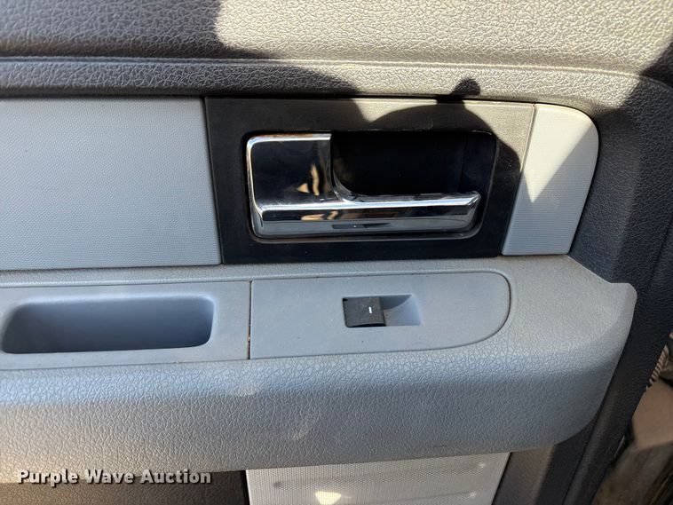 image for item EU4735 2014 Ford F150 SuperCrew pickup truck