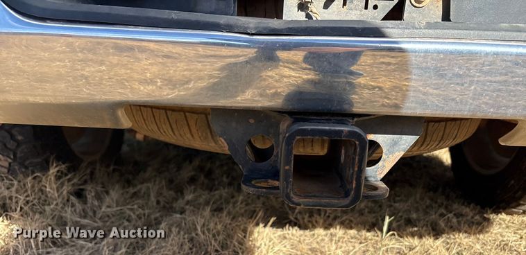 image for item EU4736 2019 Chevrolet Silverado 15000 Crew Cab pickup truck