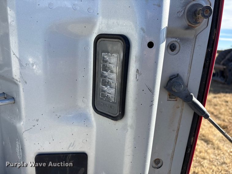 image for item EU4736 2019 Chevrolet Silverado 15000 Crew Cab pickup truck