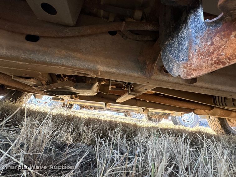 image for item EU4736 2019 Chevrolet Silverado 15000 Crew Cab pickup truck