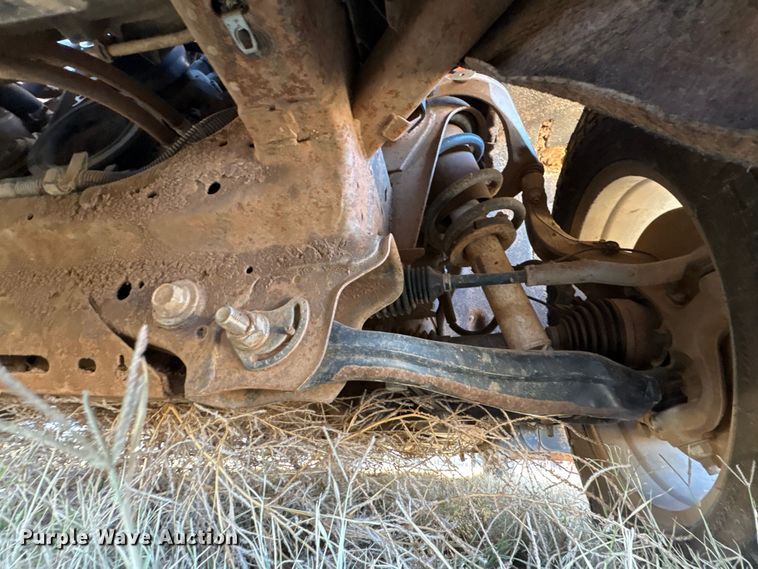 image for item EU4736 2019 Chevrolet Silverado 15000 Crew Cab pickup truck