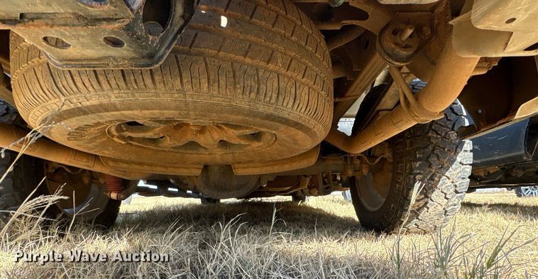 image for item EU4736 2019 Chevrolet Silverado 15000 Crew Cab pickup truck