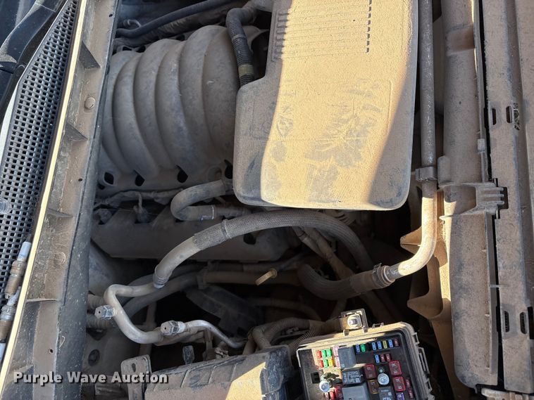 image for item EU4736 2019 Chevrolet Silverado 15000 Crew Cab pickup truck