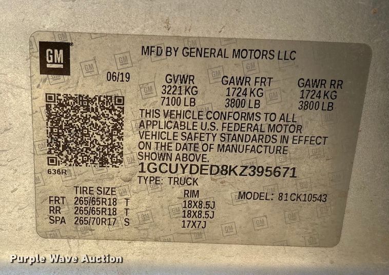 image for item EU4736 2019 Chevrolet Silverado 15000 Crew Cab pickup truck