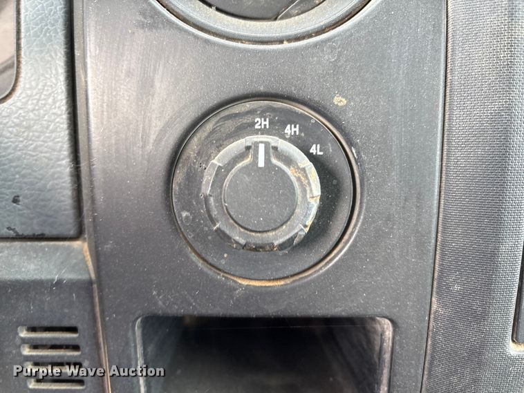 image for item EU4737 2014 Ford F150 SuperCab pickup truck