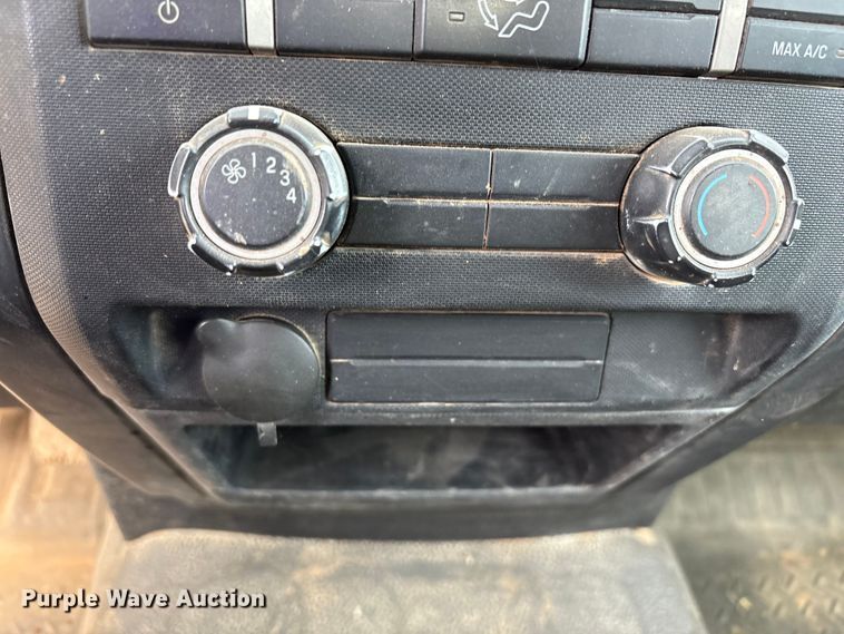 image for item EU4737 2014 Ford F150 SuperCab pickup truck