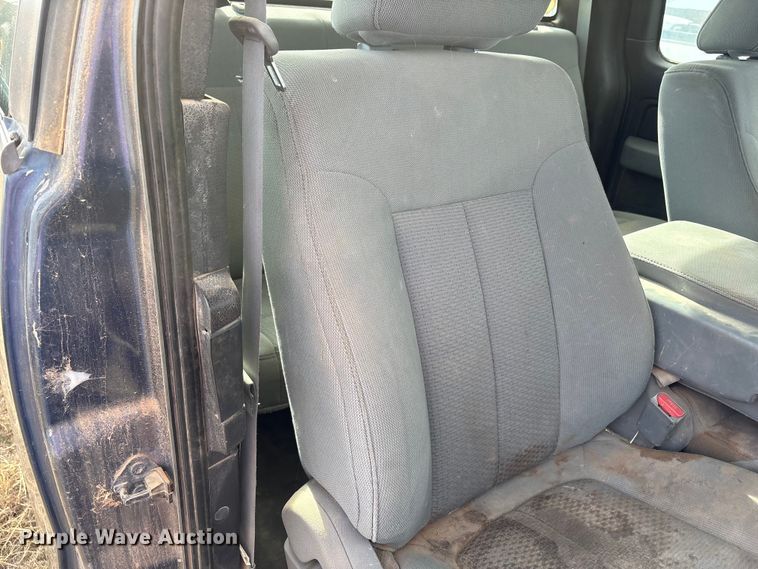 image for item EU4737 2014 Ford F150 SuperCab pickup truck