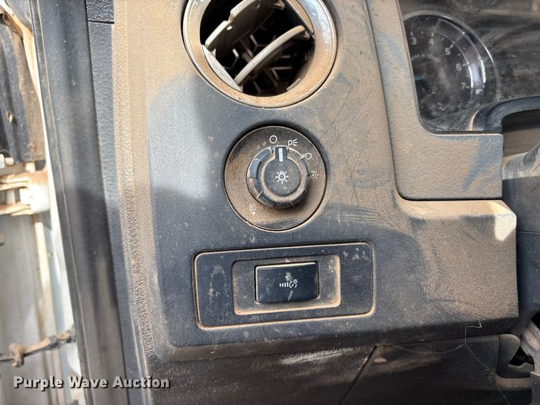 image for item EU4738 2013 Ford F150 SuperCab pickup truck