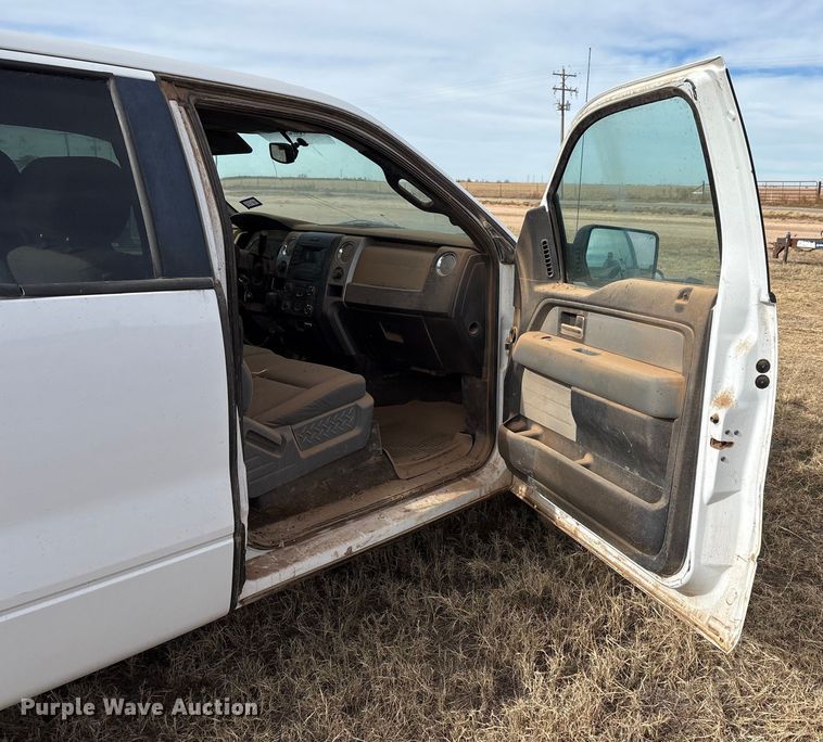 image for item EU4738 2013 Ford F150 SuperCab pickup truck