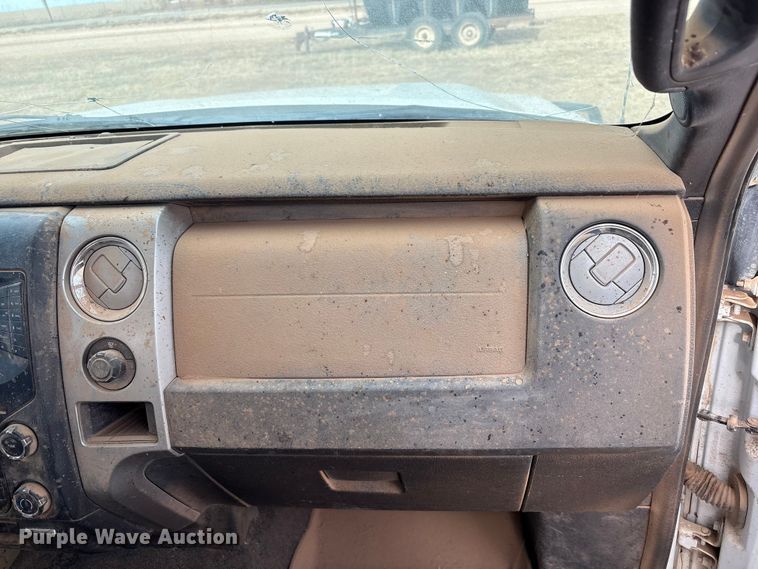 image for item EU4738 2013 Ford F150 SuperCab pickup truck