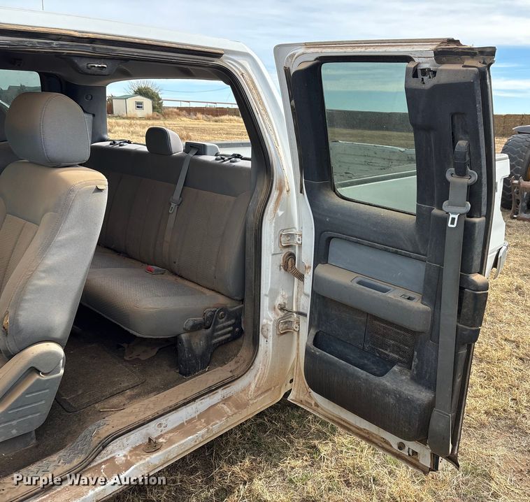 image for item EU4738 2013 Ford F150 SuperCab pickup truck