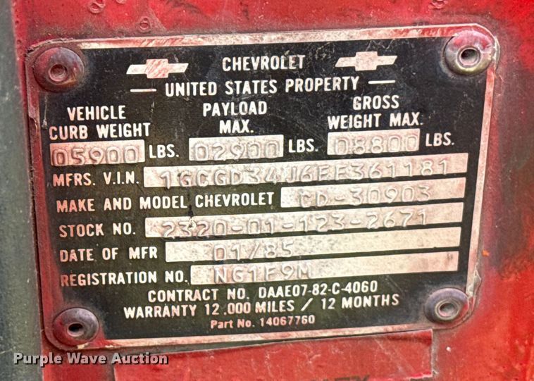 image for item EU5353 1985 Chevrolet D30 pickup truck cab and chassis