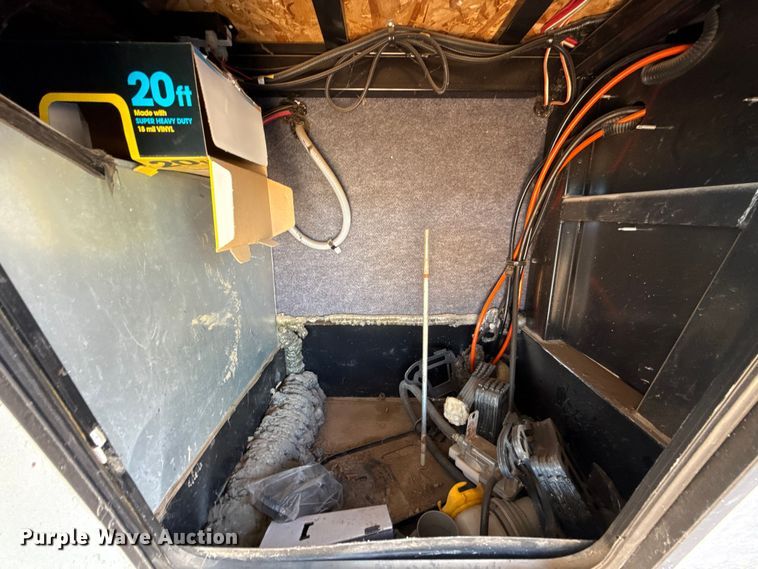 image for item EU5360 2017 Keystone FZ42317 toy hauler camper