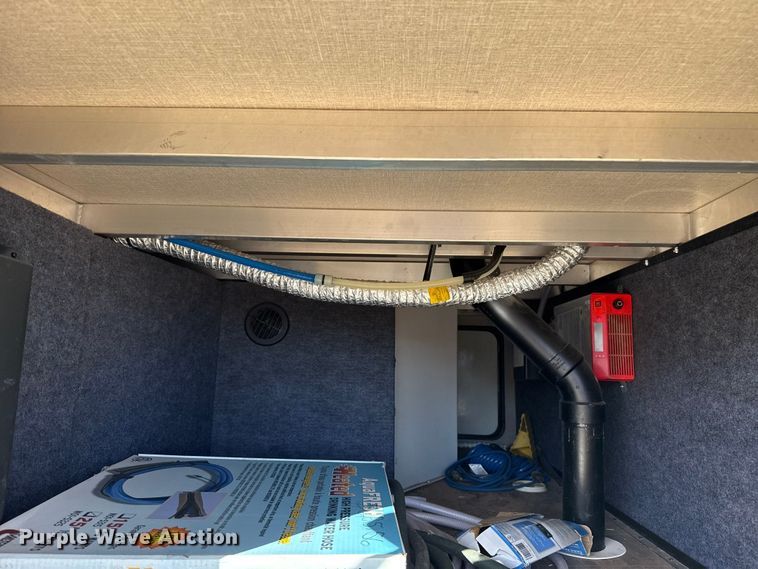 image for item EU5360 2017 Keystone FZ42317 toy hauler camper