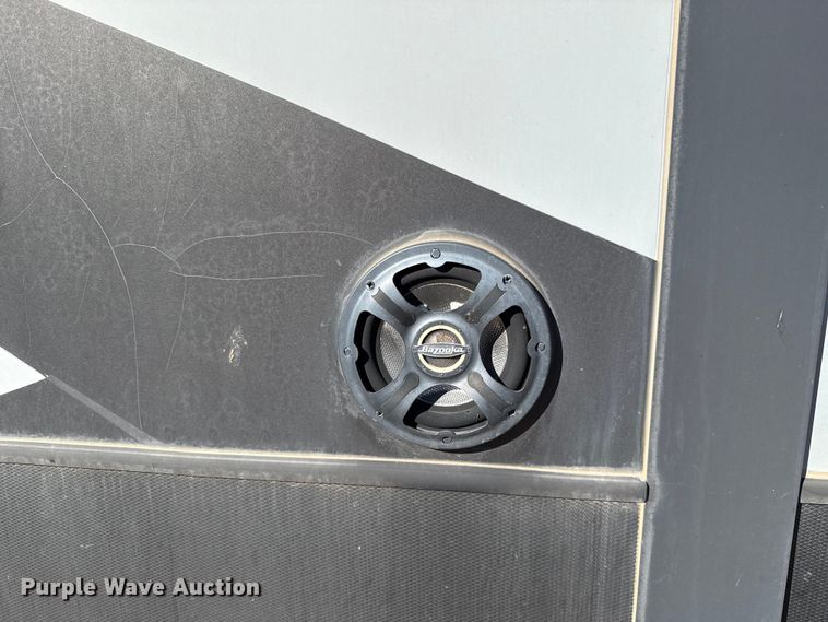 image for item EU5360 2017 Keystone FZ42317 toy hauler camper