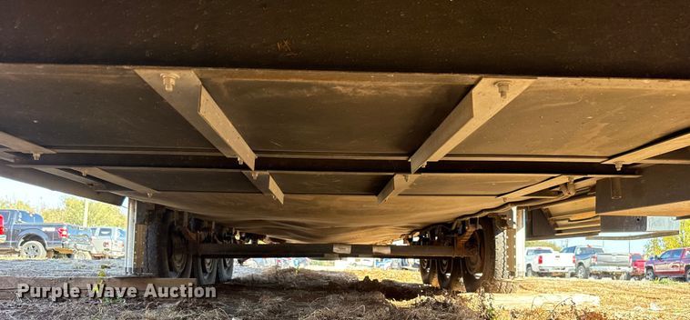 image for item EU5360 2017 Keystone FZ42317 toy hauler camper