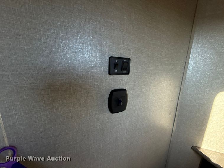 image for item EU5360 2017 Keystone FZ42317 toy hauler camper