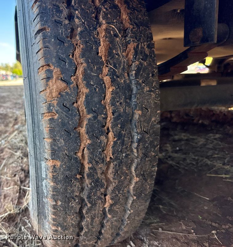 image for item EU5360 2017 Keystone FZ42317 toy hauler camper