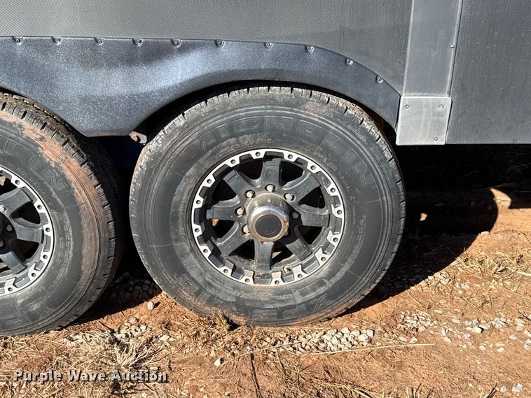 image for item EU5360 2017 Keystone FZ42317 toy hauler camper