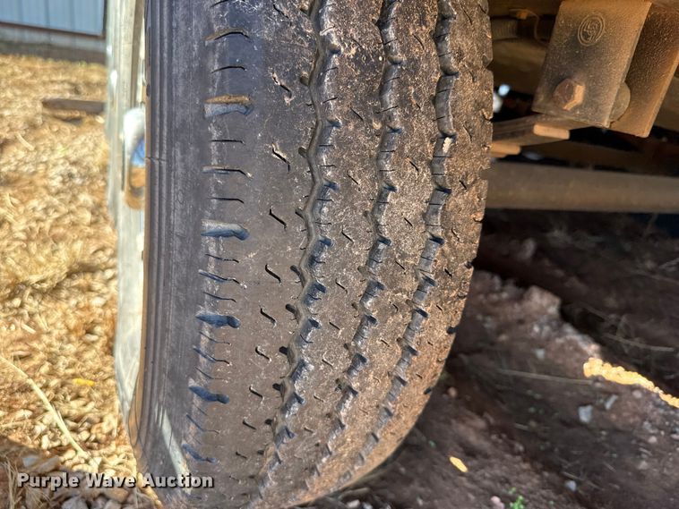 image for item EU5360 2017 Keystone FZ42317 toy hauler camper