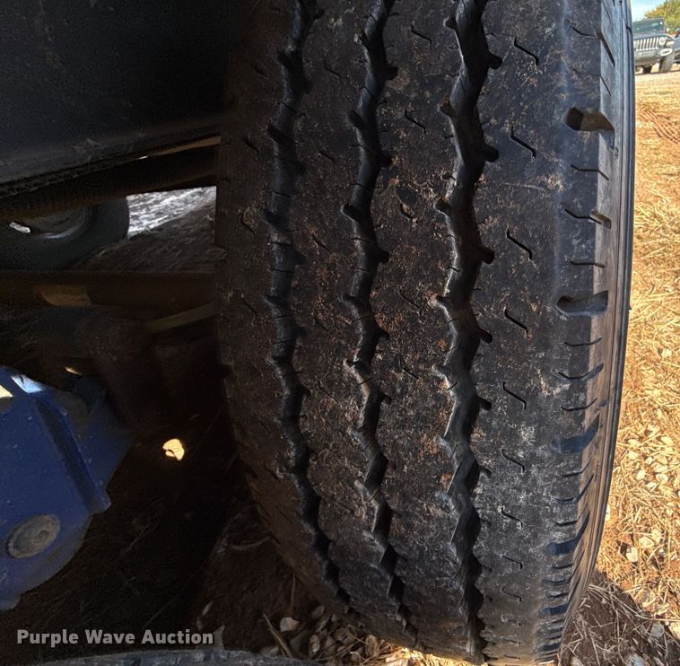 image for item EU5360 2017 Keystone FZ42317 toy hauler camper