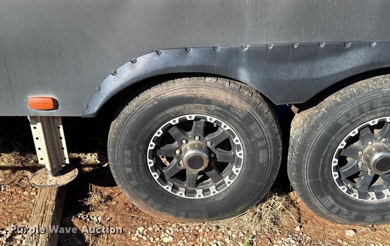 image for item EU5360 2017 Keystone FZ42317 toy hauler camper