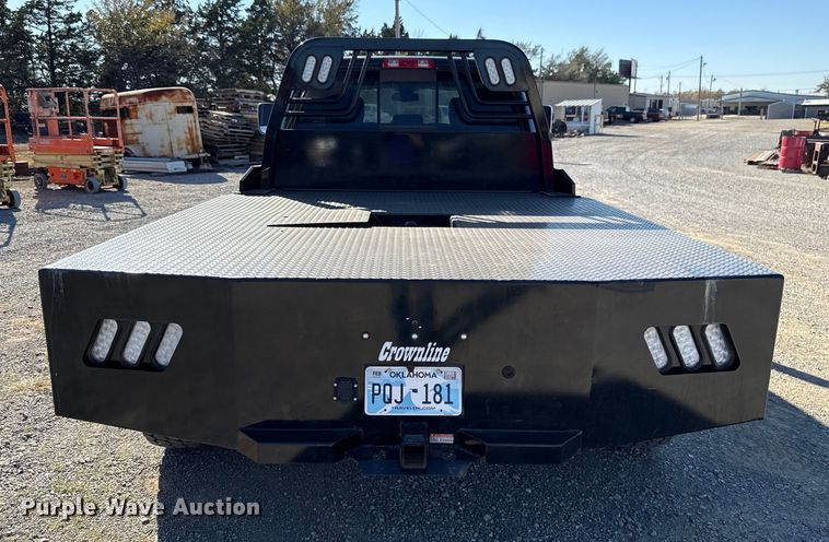 image for item EU5399 2016 RAM 3500 Crew Cab flatbed pickup truck