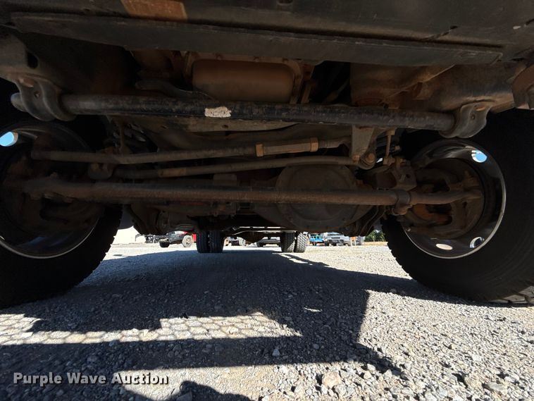 image for item EU5399 2016 RAM 3500 Crew Cab flatbed pickup truck