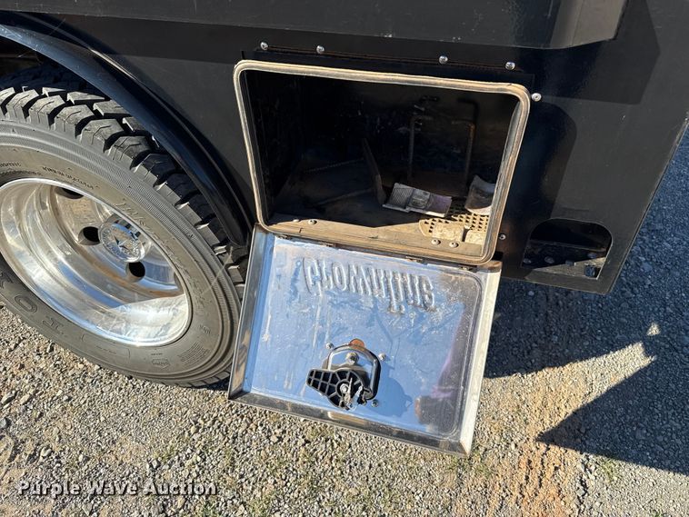 image for item EU5399 2016 RAM 3500 Crew Cab flatbed pickup truck