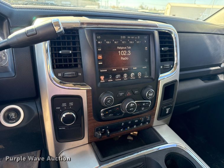 image for item EU5399 2016 RAM 3500 Crew Cab flatbed pickup truck