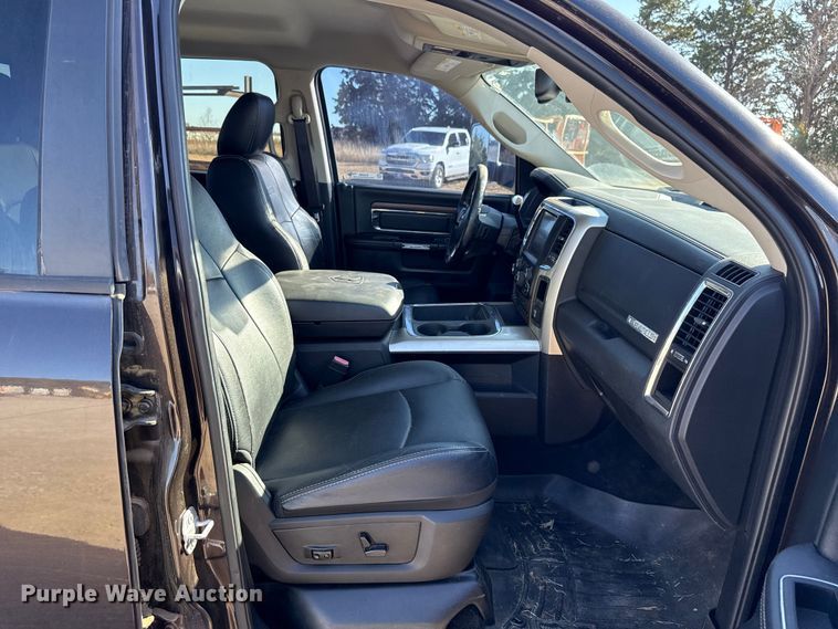 image for item EU5399 2016 RAM 3500 Crew Cab flatbed pickup truck