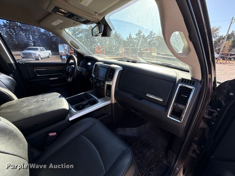 image for item EU5399 2016 RAM 3500 Crew Cab flatbed pickup truck