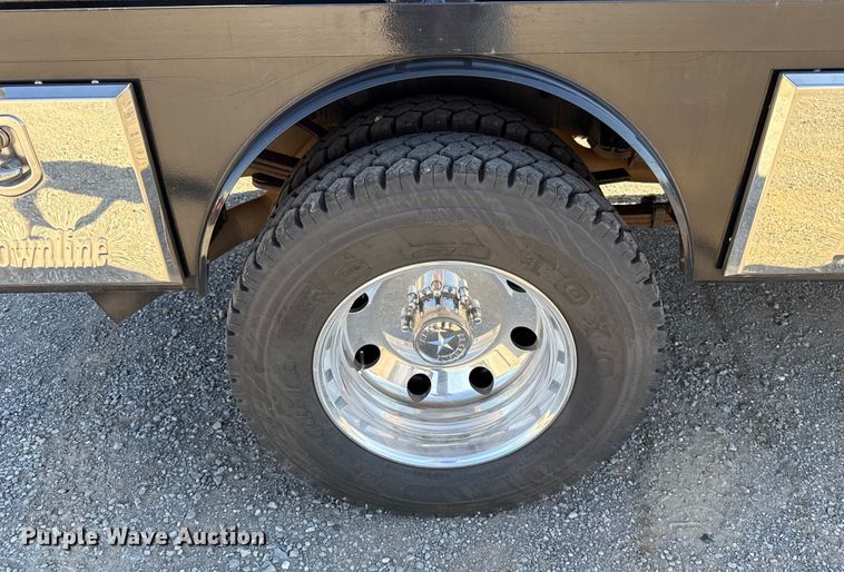 image for item EU5399 2016 RAM 3500 Crew Cab flatbed pickup truck