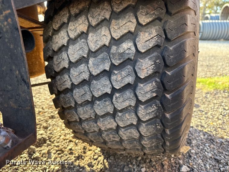 image for item EU5424 Toro Workman 07212  utility vehicle