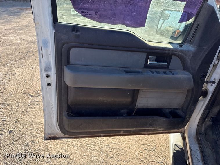 image for item EU5426 2013 Ford F150 XLT SuperCrew pickup truck