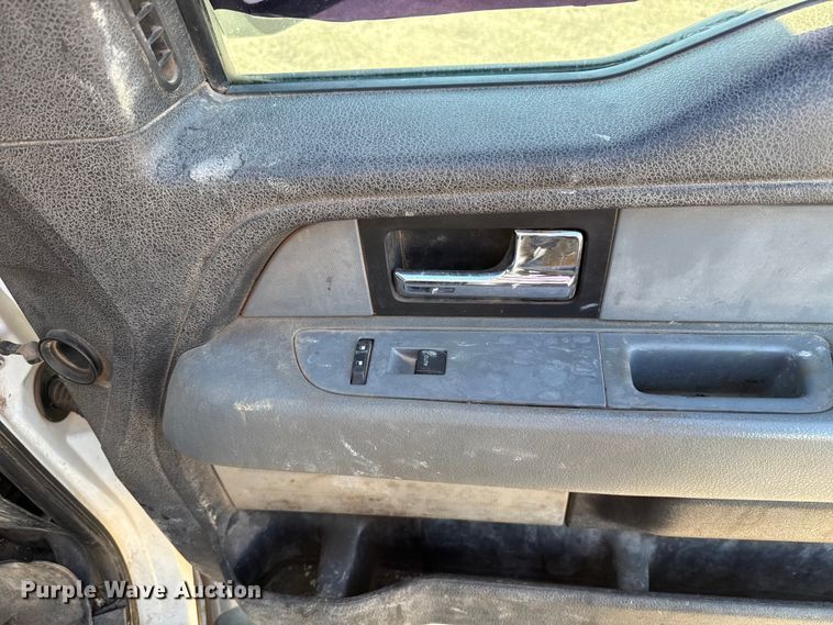 image for item EU5426 2013 Ford F150 XLT SuperCrew pickup truck