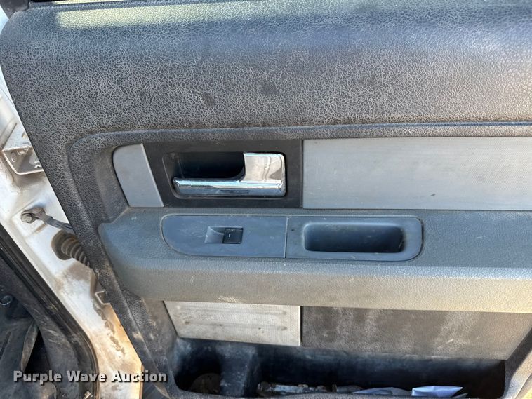 image for item EU5426 2013 Ford F150 XLT SuperCrew pickup truck