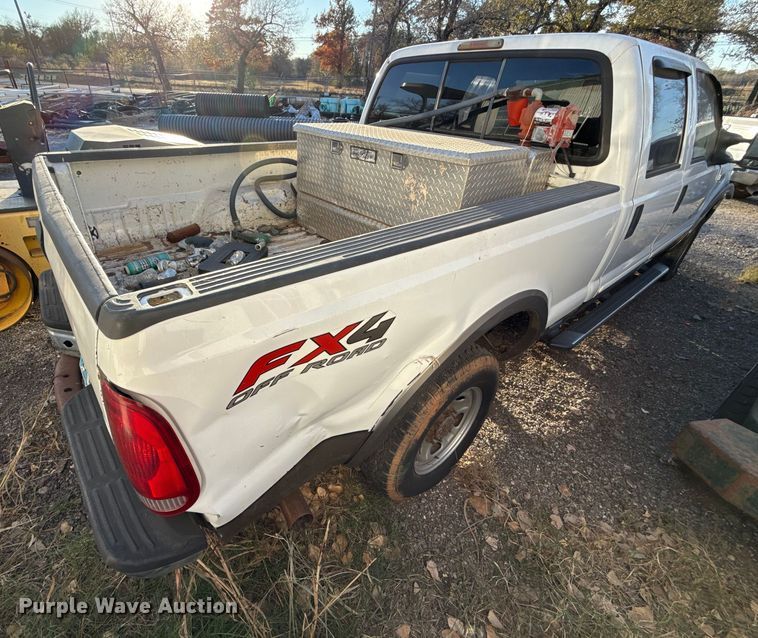 image for item EU5428 2007 Ford F250 Super Duty Crew Cab pickup truck