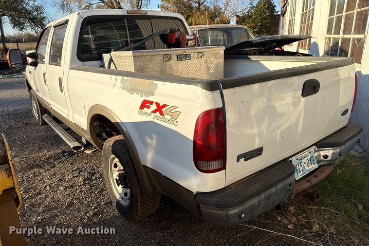 image for item EU5428 2007 Ford F250 Super Duty Crew Cab pickup truck