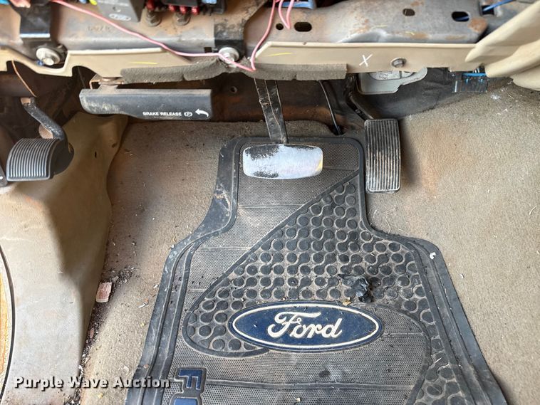 image for item EU5428 2007 Ford F250 Super Duty Crew Cab pickup truck