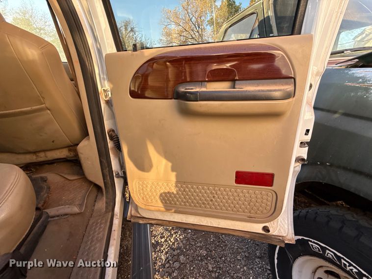 image for item EU5428 2007 Ford F250 Super Duty Crew Cab pickup truck