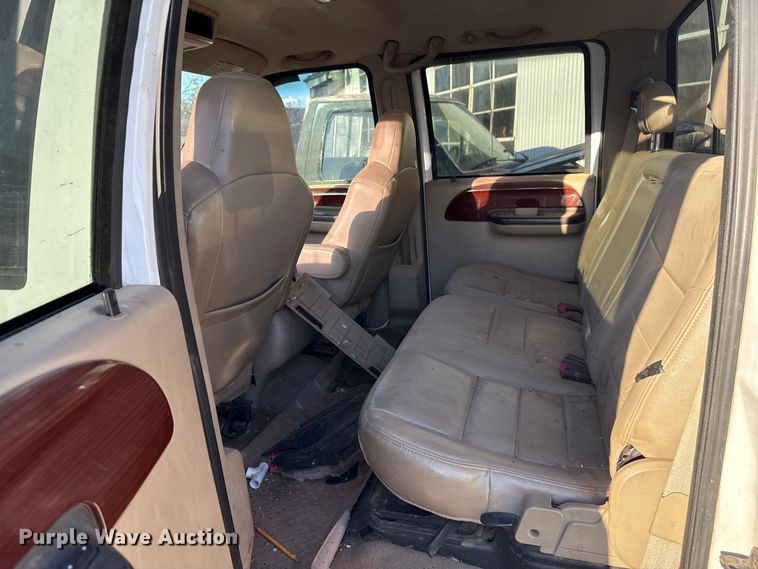 image for item EU5428 2007 Ford F250 Super Duty Crew Cab pickup truck