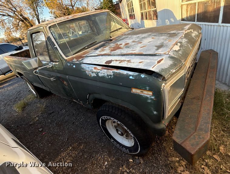 image for item EU5429 1980 Ford F250 pickup truck