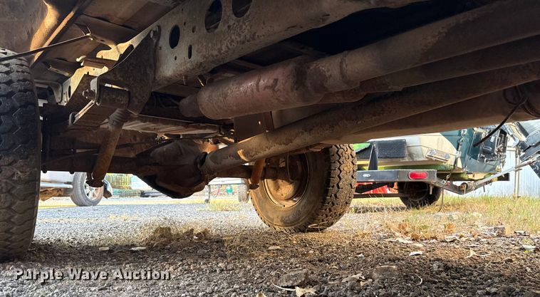 image for item EU5429 1980 Ford F250 pickup truck